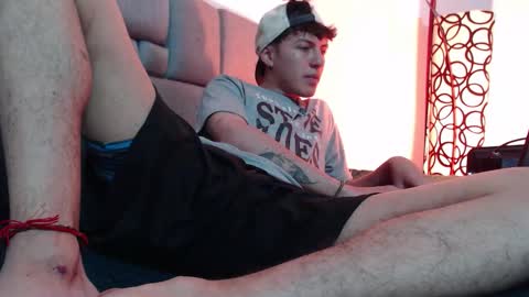 Im Nayton online show from December 19, 12:00 pm