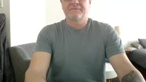 neckdown12 online show from September 20, 10:02 pm