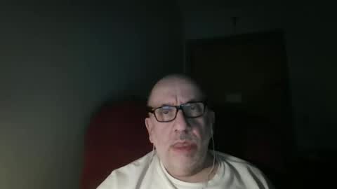 Tom online show from May 5, 1:56 am