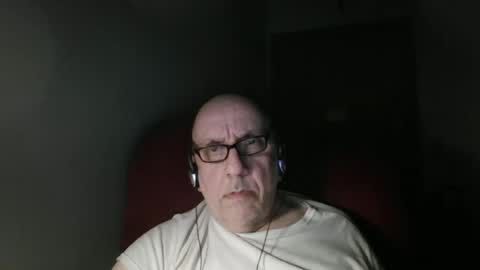 Tom online show from June 17, 2:05 am