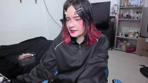 Geek Nicole    im Neeko UwU online show from February 18, 3:45 pm