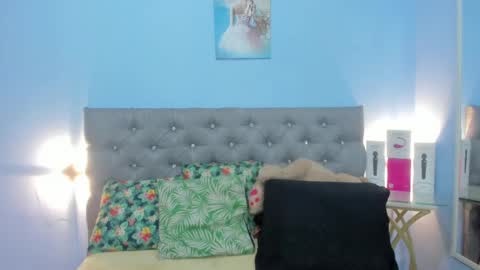 neferet_opal online show from November 1, 12:44 am