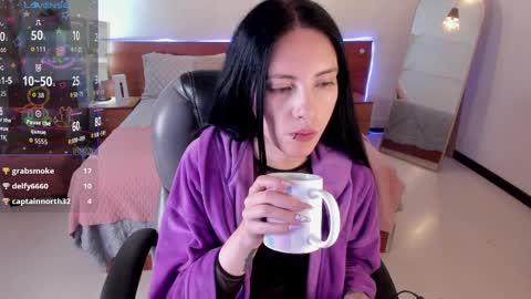 Sarah  online show from April 10, 7:57 am