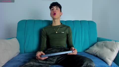  NeoRaptis  jhonatan  online show from February 3, 7:42 pm