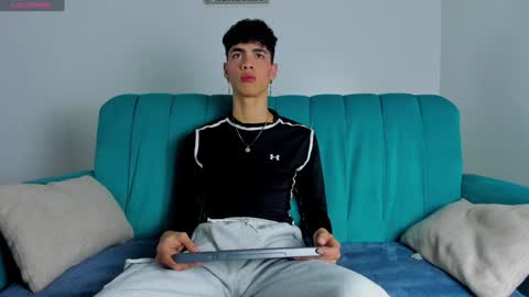  NeoRaptis  jhonatan  online show from January 31, 8:12 pm