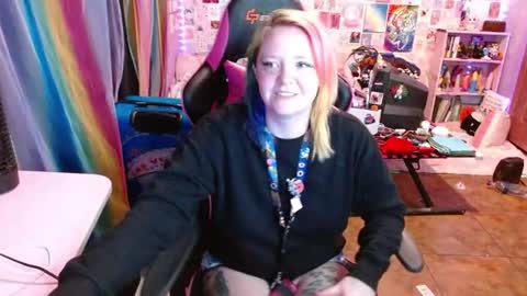 NerdGibbler online show from June 23, 2:41 am