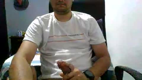 MrBull online show from June 8, 4:24 am
