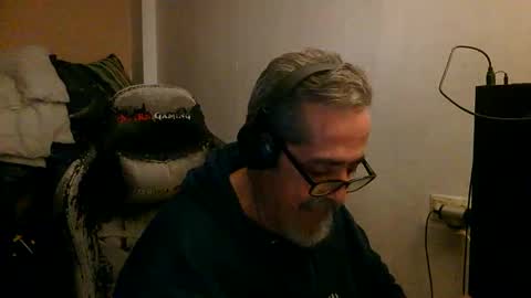 neron401 online show from April 13, 10:58 pm