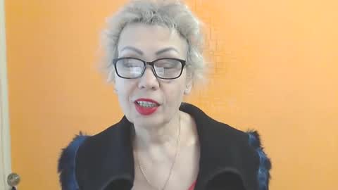 NessyJenixs online show from February 5, 8:51 am