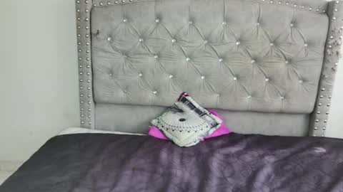 nesuko_kamado online show from January 7, 5:29 pm