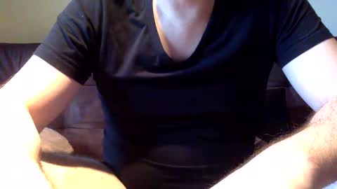 Neu242Gierig online show from December 3, 11:18 am