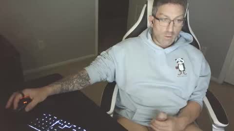 newevo online show from November 4, 1:07 am