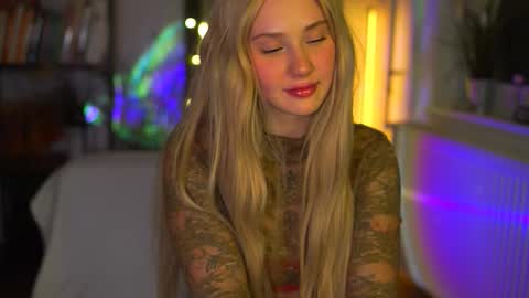 Nika online show from March 5, 9:57 pm