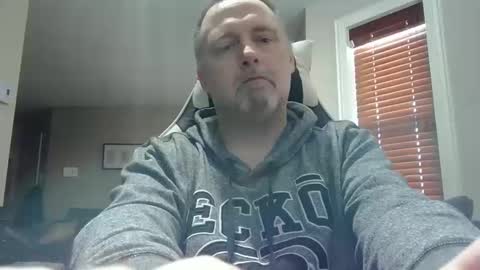 NewWorld online show from March 1, 2:44 pm