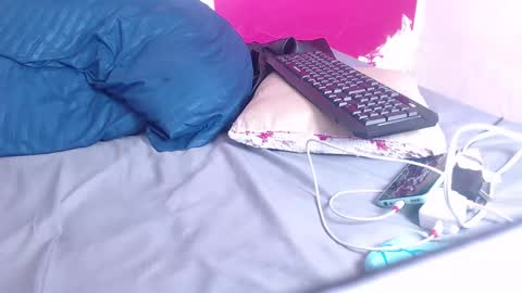 nextdoor_fantasy online show from November 22, 4:00 am