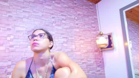 nextdoor_fantasy online show from July 21, 3:19 am