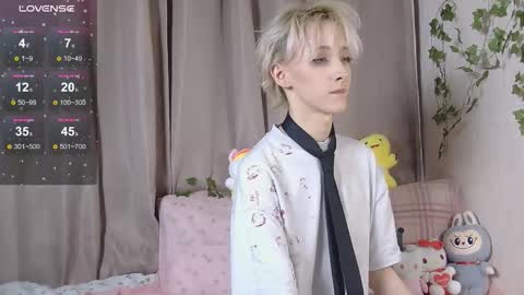 NextVibe1 online show from December 2, 5:55 pm