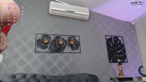 Sandra online show from October 6, 1:40 pm