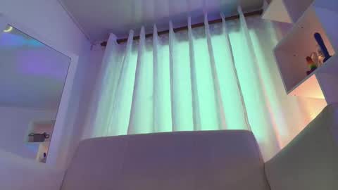  Angie   Instagram  angie julianac add me online show from September 29, 12:04 pm