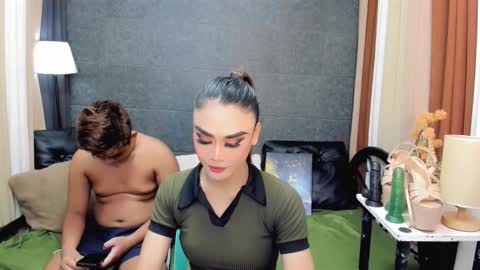 hottie nicole online show from September 23, 12:15 am