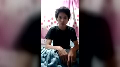 nhokz439929 online show from August 7, 11:52 am