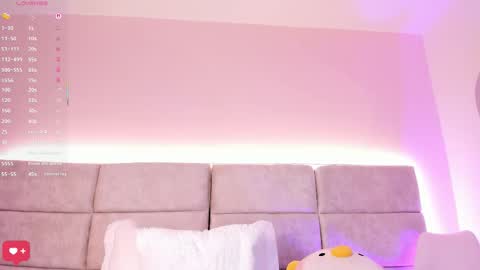 Nia online show from March 7, 7:14 pm