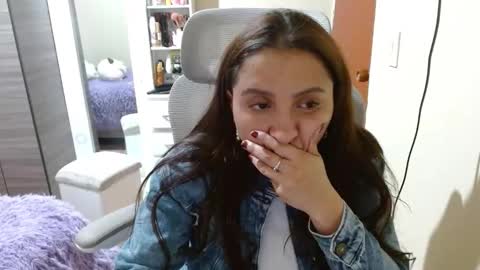 Dani online show from November 19, 4:34 am