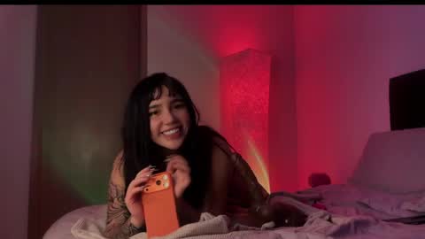 niah online show from May 15, 10:50 pm