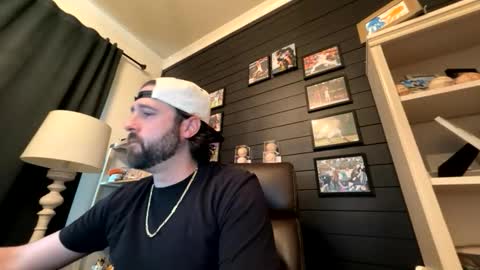 nicecock2745 online show from April 16, 7:14 pm