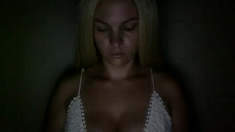 Amber online show from September 19, 9:57 am