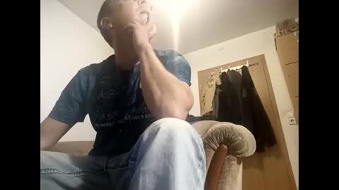 nicefuck0077 online show from October 18, 1:21 am