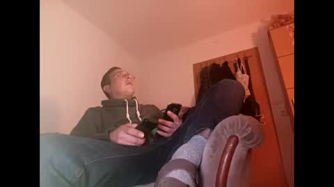 nicefuck0077 online show from December 15, 12:39 am