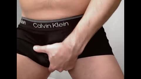 nicegirthcock online show from May 15, 5:49 am