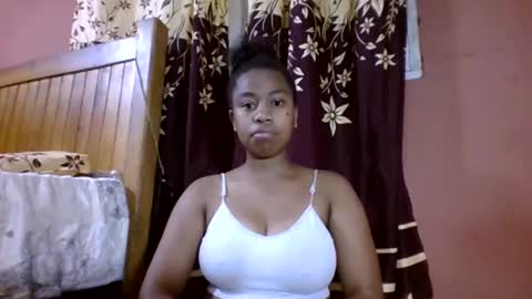 nicelly01 online show from April 28, 5:56 am
