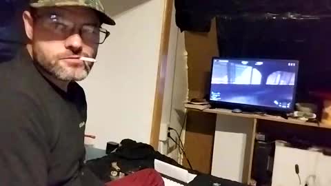 nicholasjesse51 online show from September 18, 4:16 am