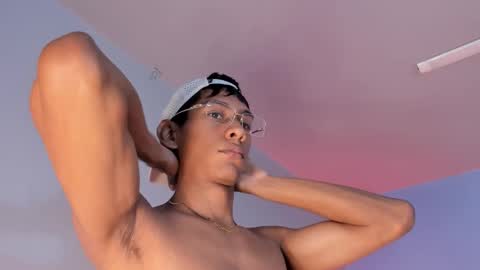 Nick online show from September 22, 8:24 pm