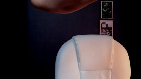 nick fenix online show from September 17, 8:29 am