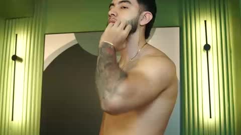 Jhohan online show from September 11, 1:01 pm