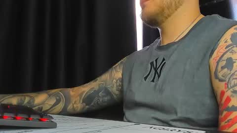 nicktattoomaster online show from June 11, 12:25 pm