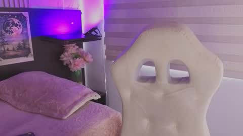 nicky_as online show from October 15, 2:18 pm