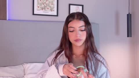 Snapshot of nicky_belmonth chatting on February 4, 2:21 pm nicky_belmonth online show from February 4, 2:21 pm