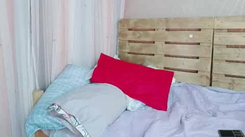 Snapshot of nicky_oli chatting on February 15, 3:06 pm nicky_oli online show from February 15, 3:06 pm