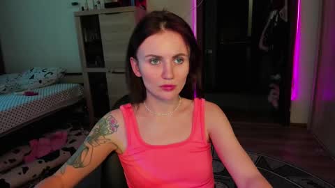 Nicky Weekends online show from February 9, 11:36 am