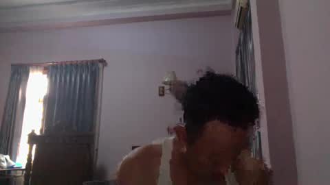 nickyang75 online show from December 23, 8:55 am