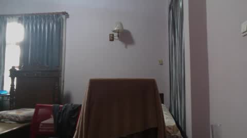 nickyang75 online show from December 13, 12:53 am