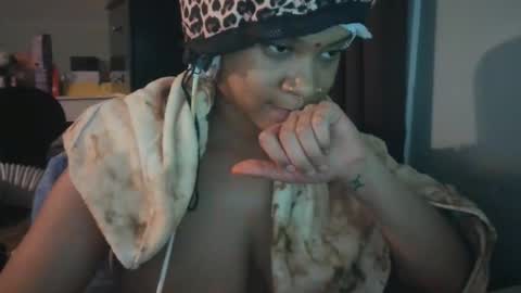 nickythehawtie online show from March 11, 1:52 am