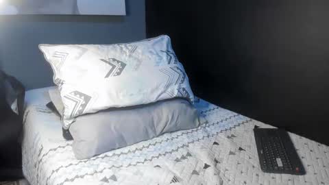 Andres online show from February 22, 3:32 am