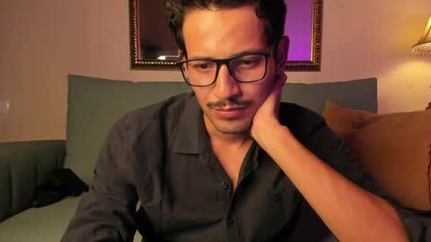 nicolasrodrii online show from April 8, 11:52 pm