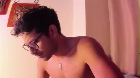 nicolasrodrii online show from March 3, 11:01 pm