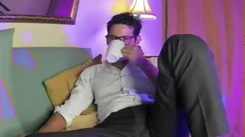 nicolasrodrii online show from March 9, 11:20 pm